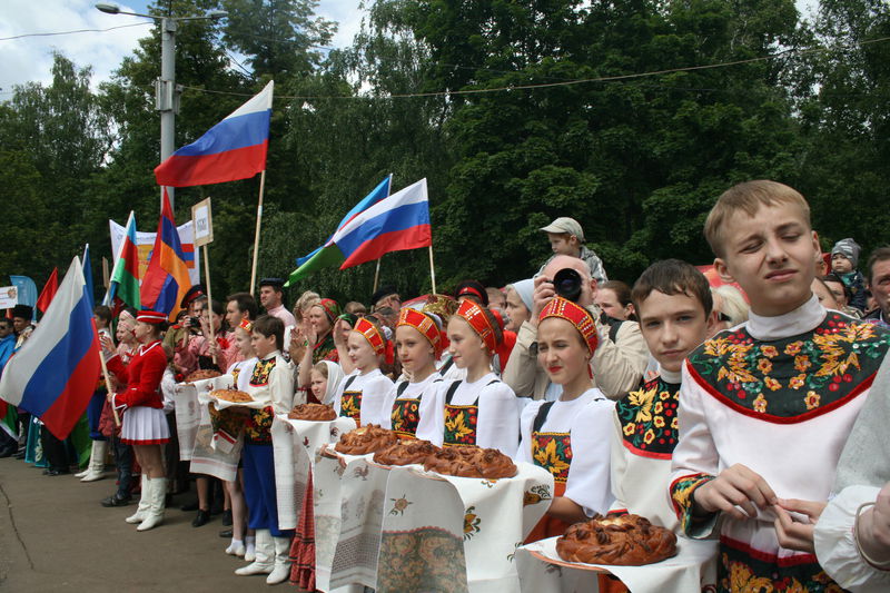 Население кирова. Киров народы. Народность в Кирове. Население Киров нация.