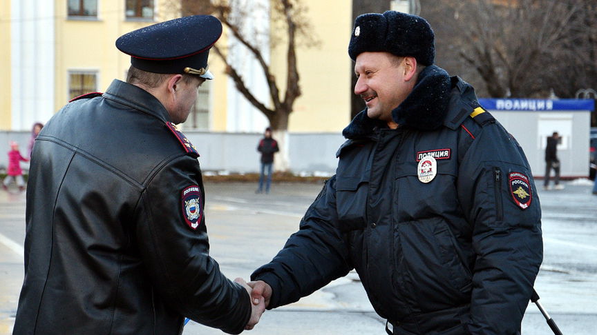 Ленинградская полиция. Полиция Киров. Кировский полицейский.