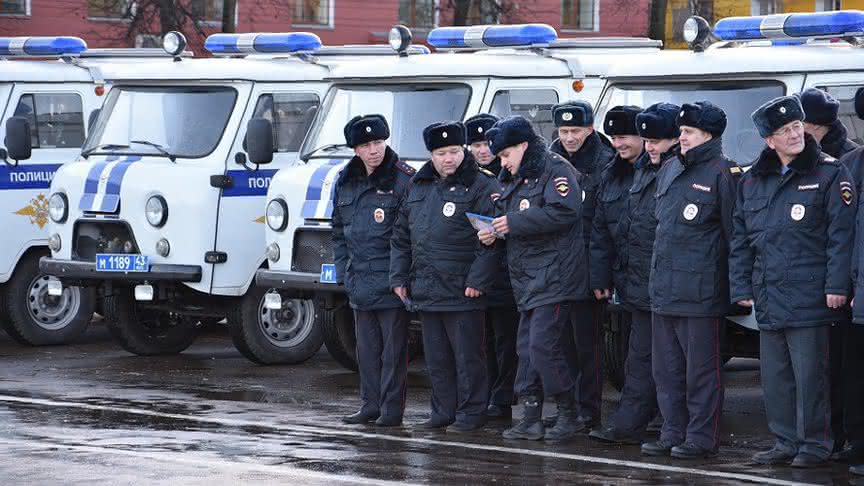 Кировская полиция. Полиция Киров. Полиция Кировской области. Милиция в Кирове. Кировская область милиция в городе.