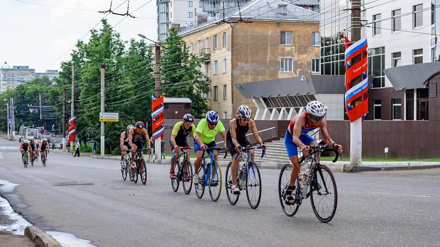 Кирова спорт. Триатлон Киров. Велогонка Кировская область. Спорт Киров. Кировский зимний и летний триатлон.