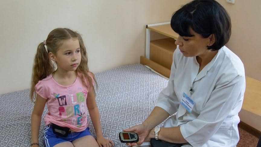 В детской областной больнице устанавливают инсулиновые помпы бесплатно