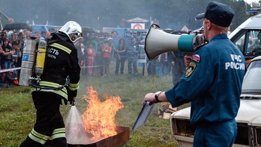 
        Спасатели: местами по Кировской области сохранится высокая пожарная опасность
      