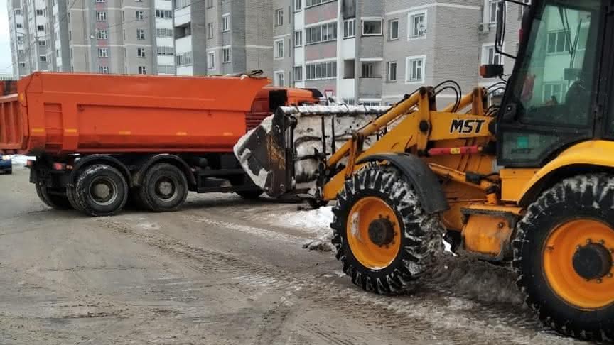 14 февраля снег вывезут с улиц в центре города и в Нововятске