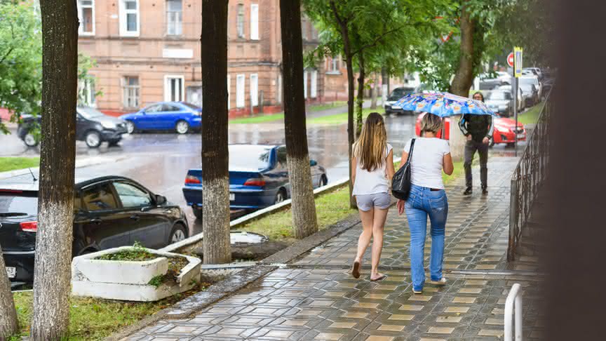 В Кировской области объявлено метеопредупреждение из-за сильных ливней и дождей